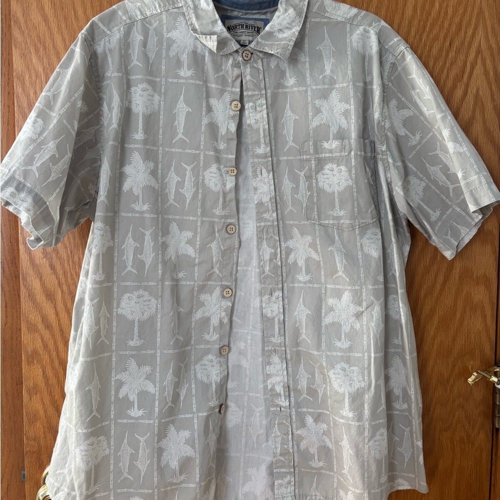 Men’s Summer Button Up
